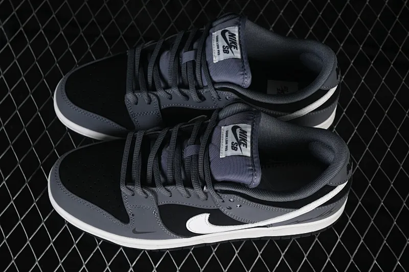 All categories Nk SB Dunk Series Nk SB Dunk Low High-end customized low-top sneakers Nike SB Dunk Low Gray White High-end customized low-top casual sneakers BW0620-136